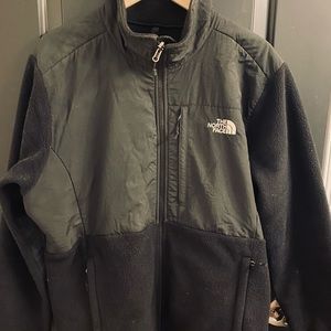 North Face Women’s Denali Jacket-EUC